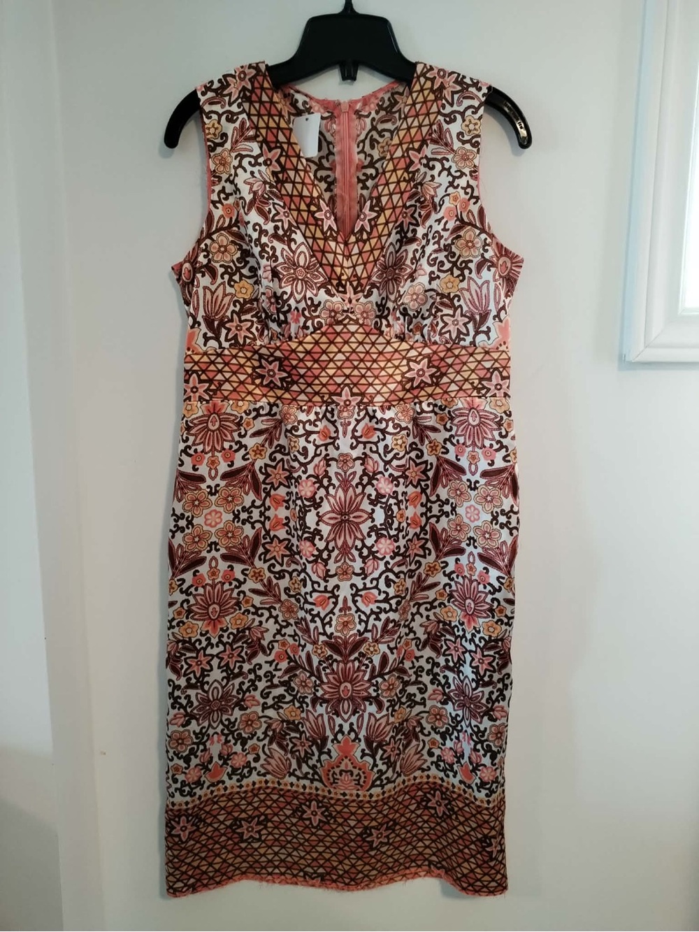 Vintage Hand-Sewed Sleeveless Floral Print Dress in Peach and Brown - Size M